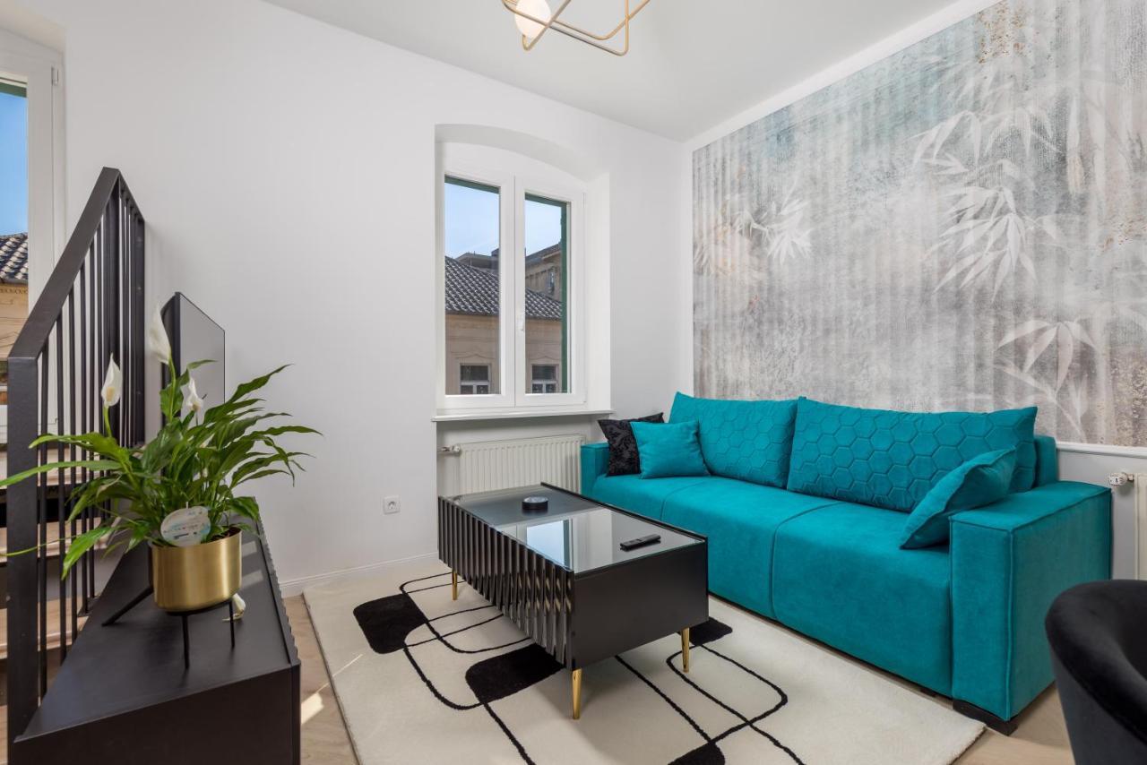 רייקה Apartments Madeleine מראה חיצוני תמונה
