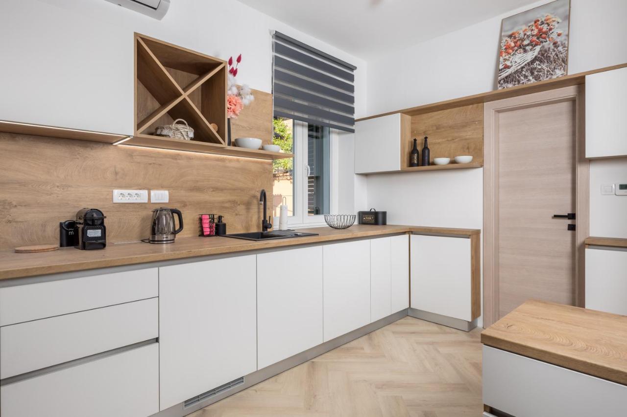 רייקה Apartments Madeleine מראה חיצוני תמונה